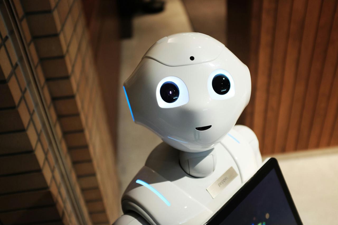 Worried about AI Taking Your Job? Here's How to Future-Proof Your Career in Dubai